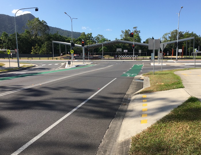 Traffic Signal Installation at Robert Road & Bicentennial Drive, Cairns